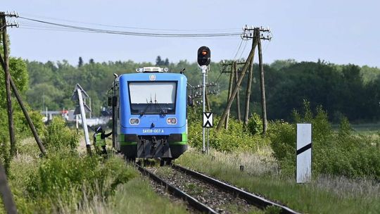 Zderzenie szynobusu z samochodem kurierskim
