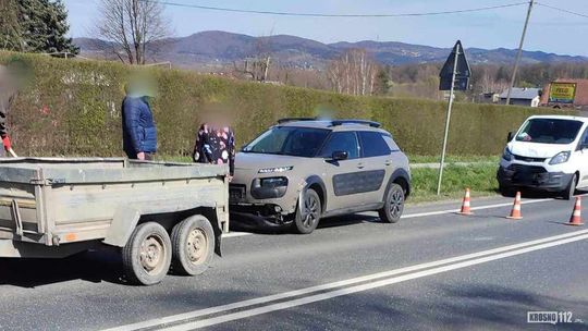 Zderzenie trzech samochodów na DK28 w Potoku