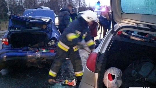 Zderzenie trzech samochodów na granicy Rymanowa i Klimkówki
