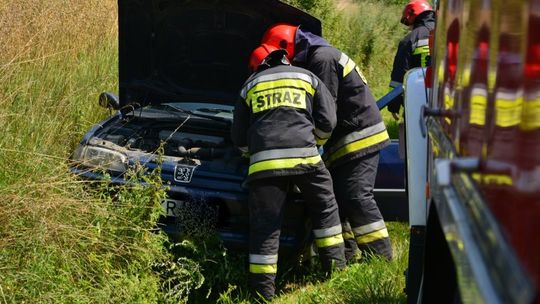 ŻEGLCE: Kolizja Peugeota na "zakrętach"