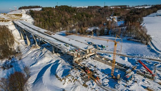 Zimowa mobilizacja na drogach. GDDKiA nie zwalnia tempa