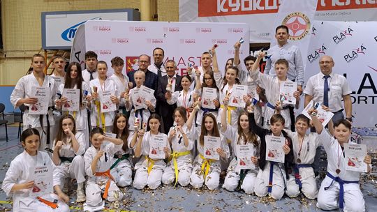 Znakomity występ krośnieńskich karateków na Mistrzostwach Podkarpacia