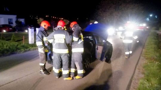ZRĘCIN: Najechanie na siebie pojazdów