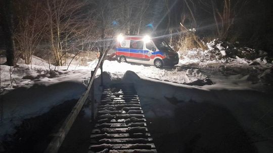 Zyndranowa. Trudny dojazd do pacjentki. Musiała pilnie trafić do szpitala