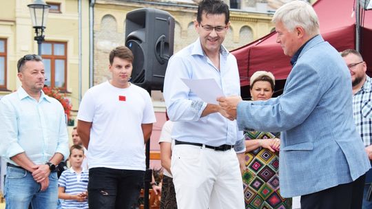 Żytni bez drożdży z ziarnami. Krośnianie wybrali swój ulubiony chleb