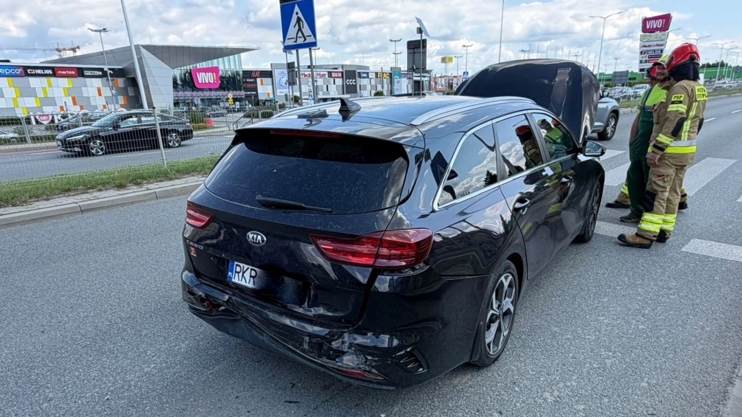 Zderzenie na Bieszczadzkiej. Pierwszej pomocy udzielił strażak z Brzozowa