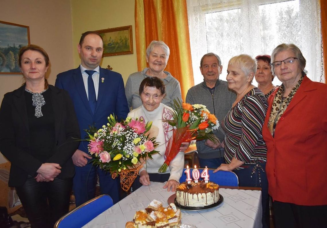 104. urodziny Pani Heleny z Ustrobnej. To najstarsza mieszkanka regionu