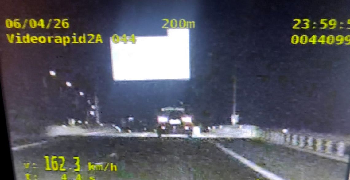 162 km/h na S19 w Miejscu Piastowym. Kierowca ukarany mandatem na 5000 zł