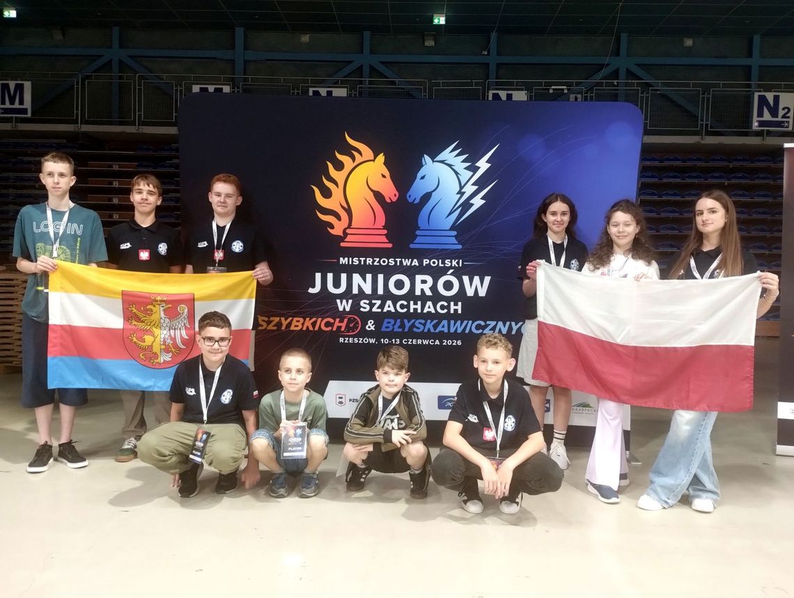 18 szachistów Uranii Krosno na Mistrzostwach Europy Juniorów w Rzeszowie 18 szachistów Uranii Krosno na Mistrzostwach Europy Juniorów w Rzeszowie