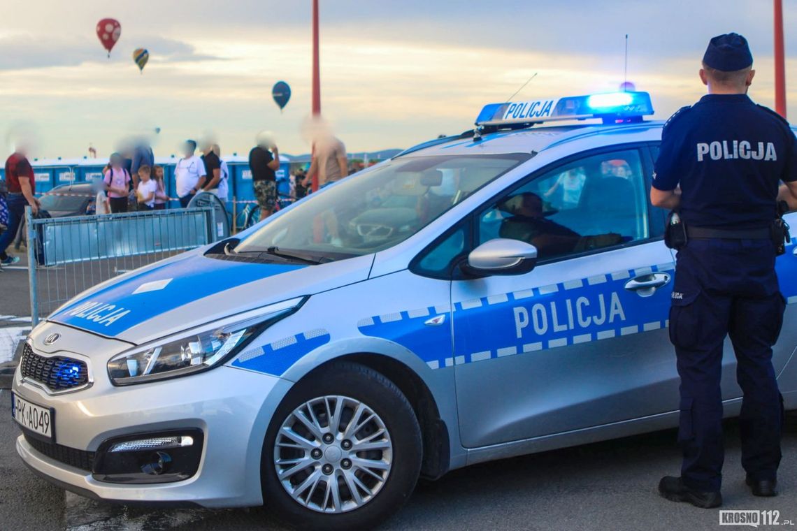 32-latek z Krosna z zarzutami po imprezie na lotnisku. Jest aresztowany 32-latek z Krosna z zarzutami po imprezie na lotnisku. Jest aresztowany