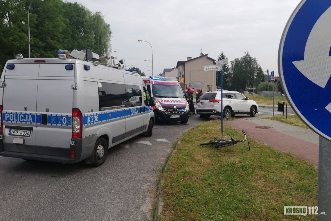 41-latka potrąciła 73-letnią rowerzystkę na rondzie