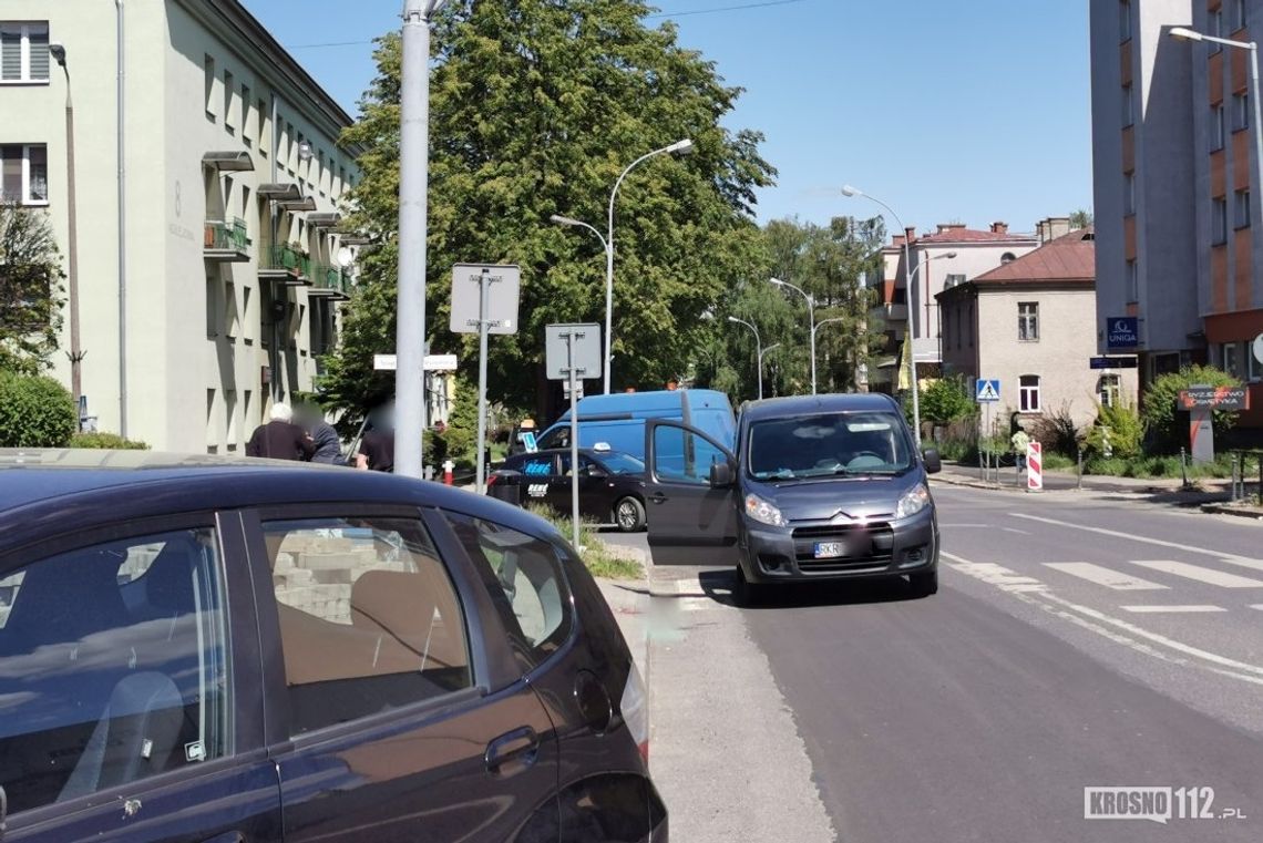 49-latek potrącony na pasach. Kierowca trzeźwy, pieszy pijany