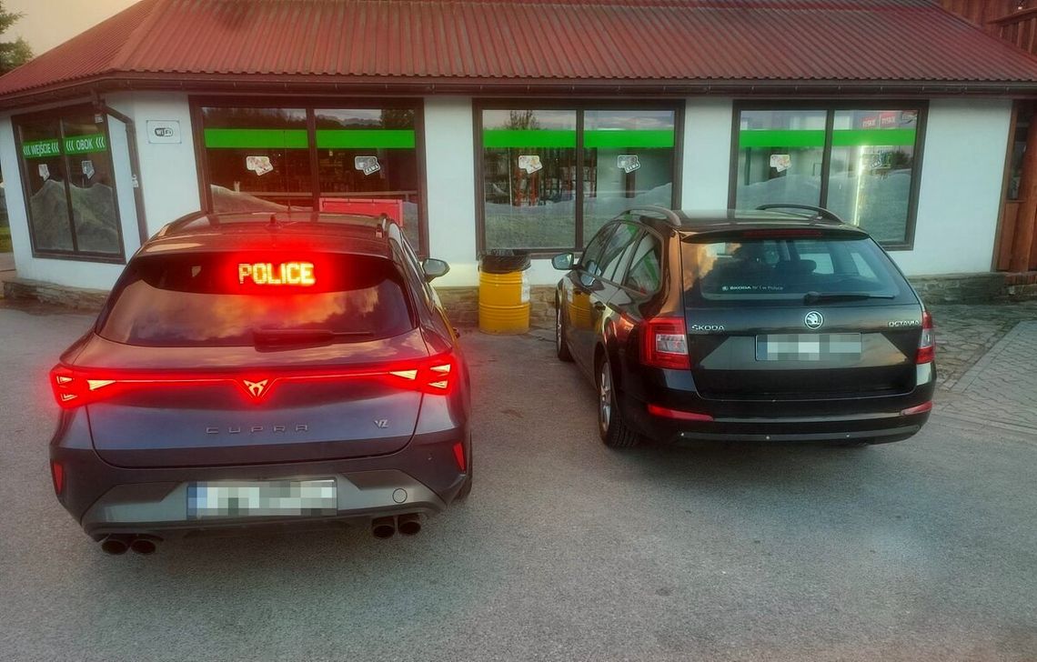 52-latek bez wyobraźni. Na liczniku miał 109 km/h, a w organizmie ponad 2 promile 52-latek bez wyobraźni. Na liczniku miał 109 km/h, a w organizmie ponad 2 promile