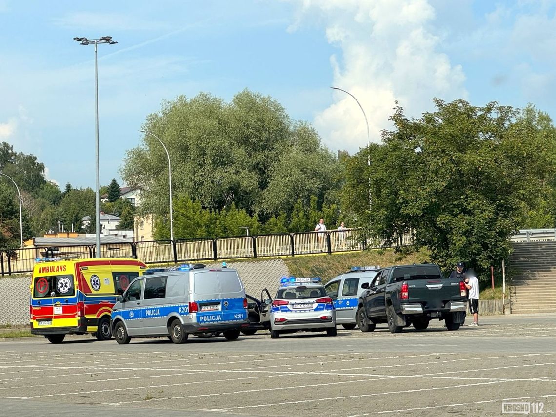 Atak na 22-latkę w Krośnie. Policja zatrzymała 27-latka Atak na 22-latkę w Krośnie. Policja zatrzymała 27-latka