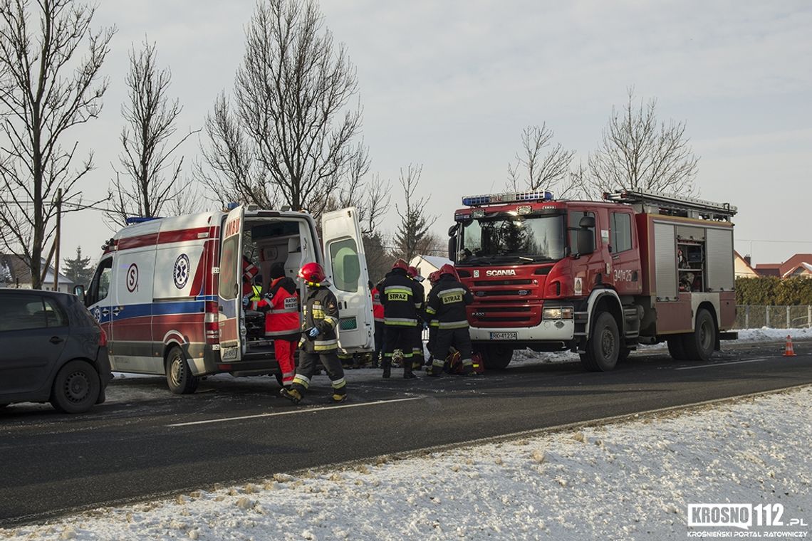 BAJDY: Zderzenie dwóch samochodów na drodze wojewódzkiej