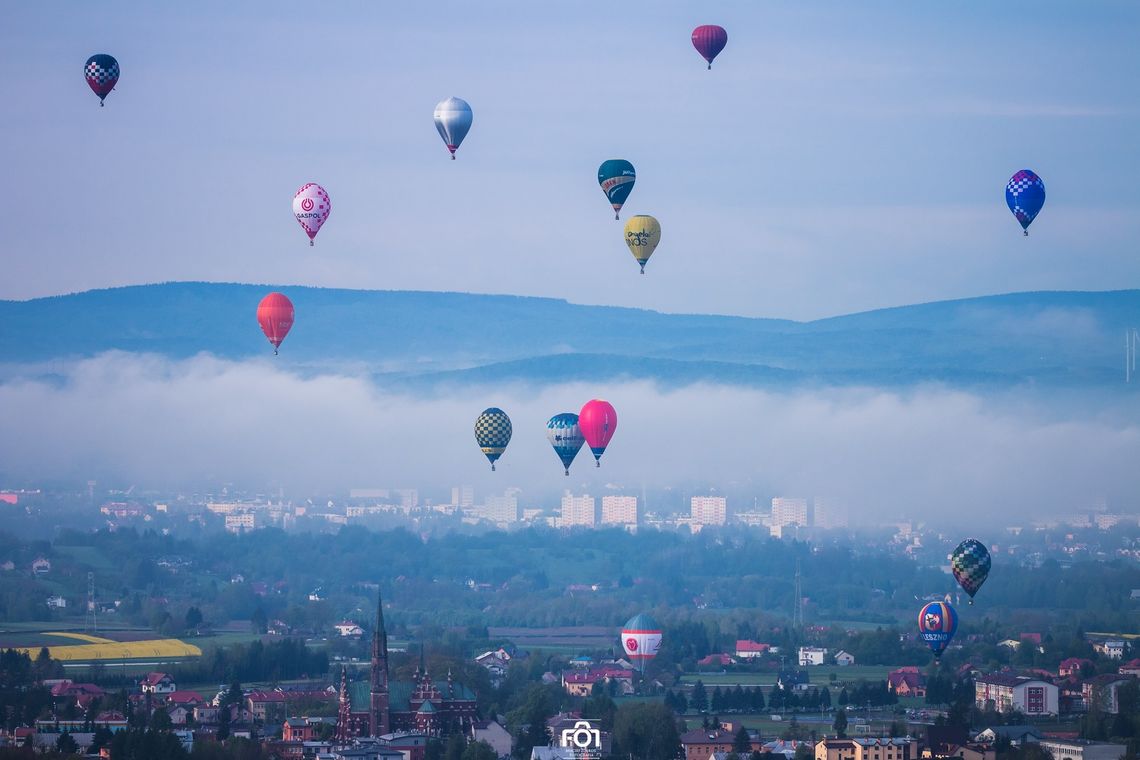 Balony znów będą latać nad Krosnem. Zawody odbędą się w pierwszy wrześniowy weekend [PROGRAM]