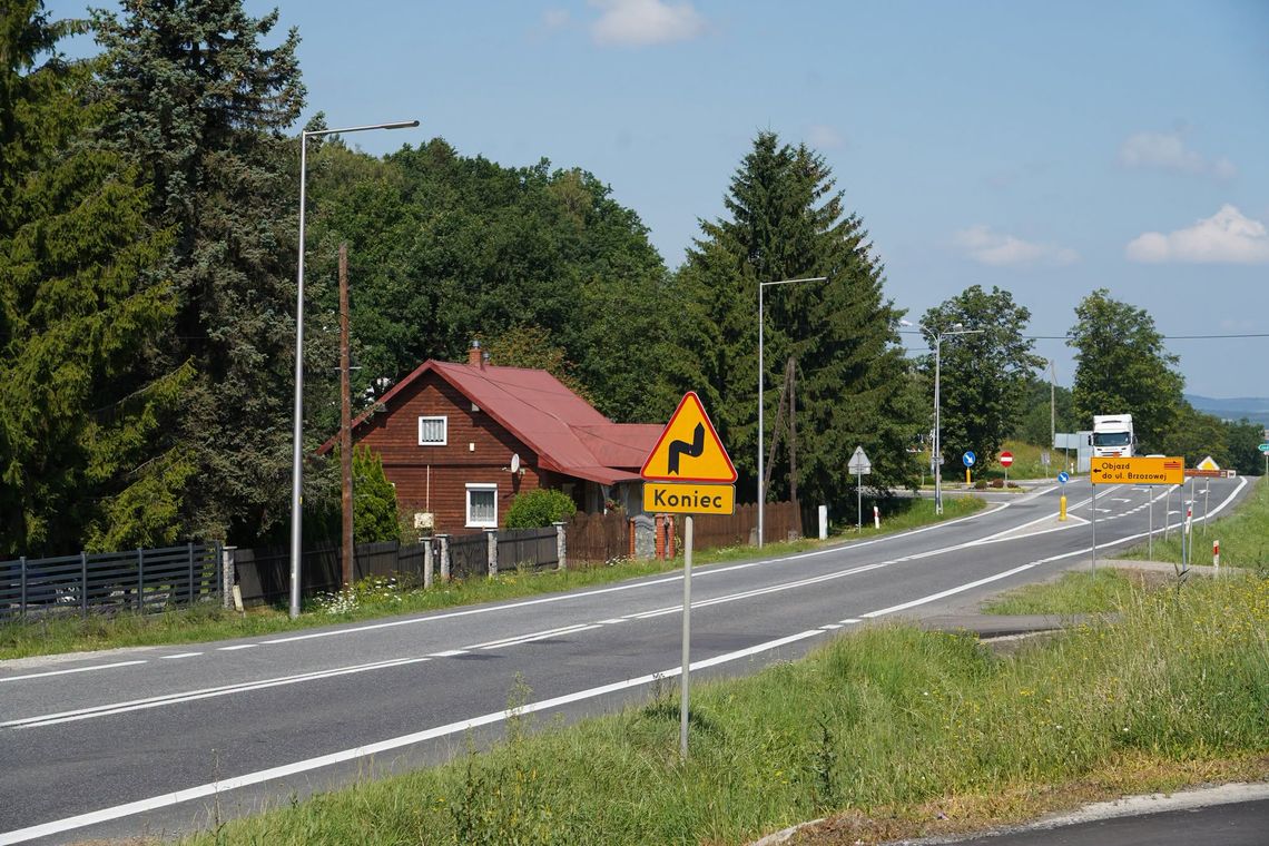 Blisko dwa kilometry nowego oświetlenia przy DK28 w Potoku Blisko dwa kilometry nowego oświetlenia przy DK28 w Potoku