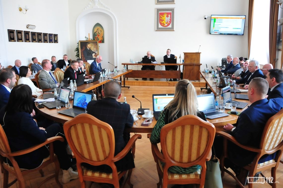 Budżet Krosna przyjęty, ale nie jednogłośnie. Przeciw byli radni PiS