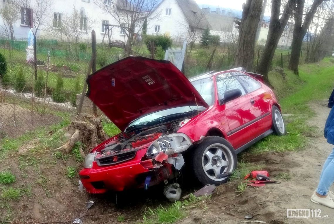 CERGOWA: Kolizja dwóch samochodów. Jedna osoba w szpitalu