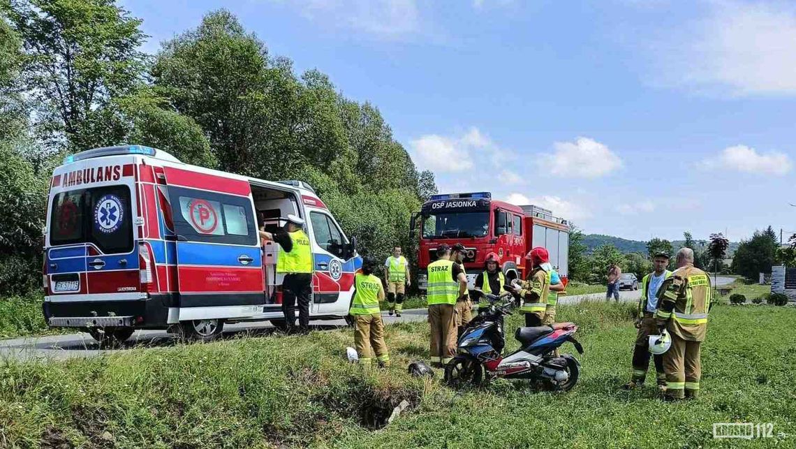 Cergowa. Stracił panowanie nad jednośladem i wjechał w przepust [AKTUALIZACJA 2]