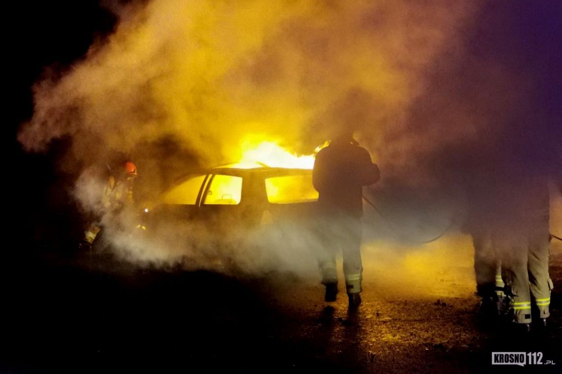 Co roku płonie ponad 8 tysięcy samochodów. Poznaj najczęstsze przyczyny