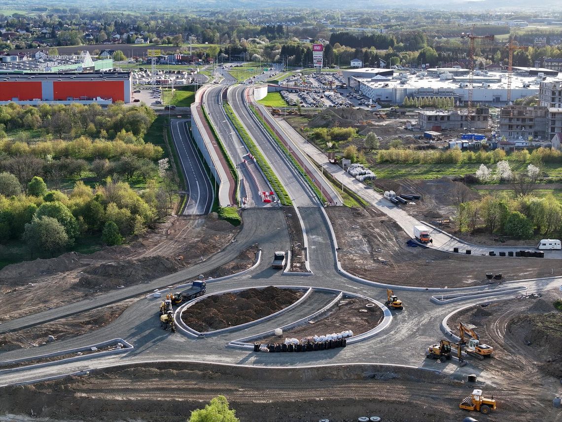 Co słychać na budowie ul. Sikorskiego? Ogromny postęp prac!
