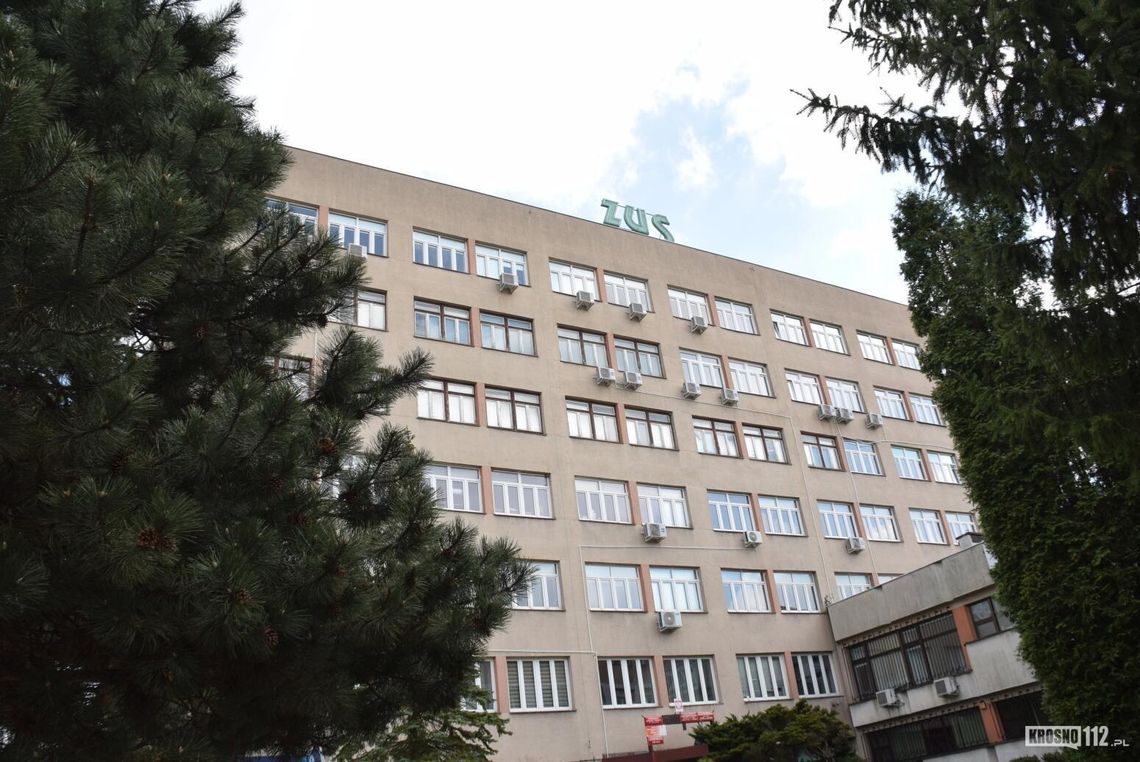 Co z emeryturą po śmierci bliskiej osoby? ZUS wyjaśnia zasady Co z emeryturą po śmierci bliskiej osoby? ZUS wyjaśnia zasady