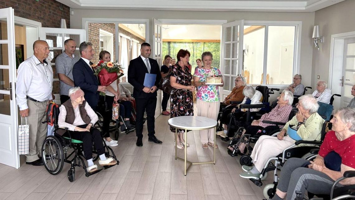 Coraz więcej stulatków otrzymuje świadczenie honorowe z ZUS. Na Podkarpaciu jest ich już 176