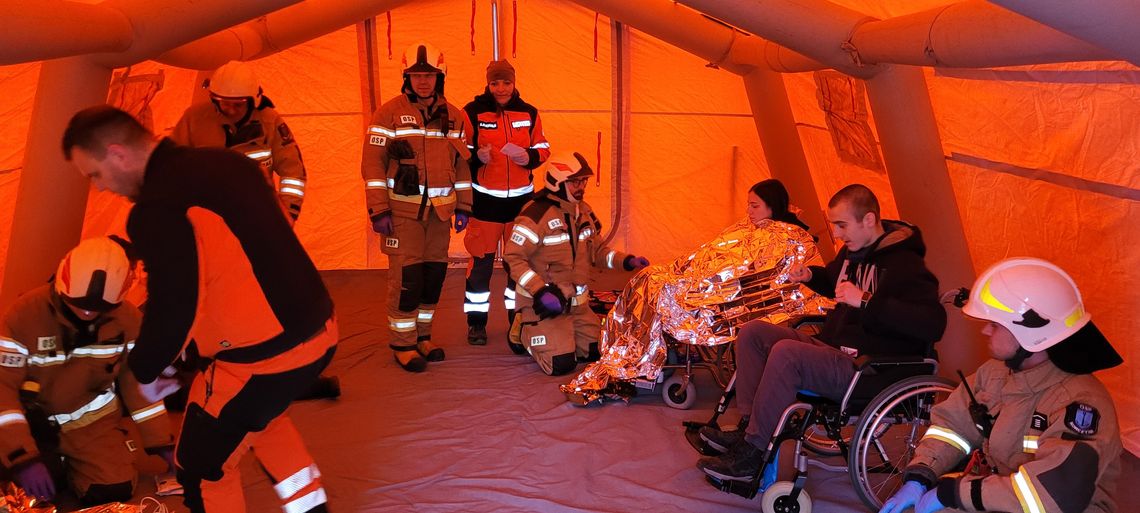 Pożar na oddziale dziecięcym. Spokojnie, to tylko ćwiczenia w szpitalu Pożar na oddziale dziecięcym. Spokojnie, to tylko ćwiczenia w szpitalu