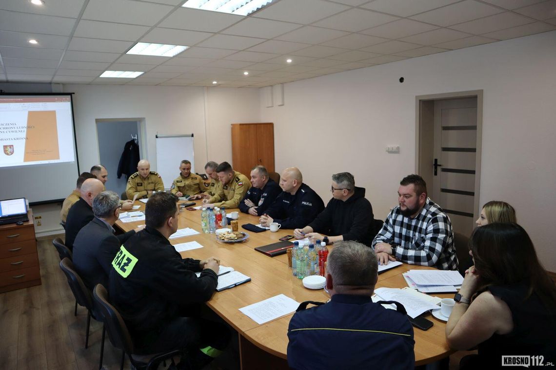 Ćwiczenie sztabowe „WODA 2026”. Sprawdzili swoją gotowość na wypadek zagrożenia w Krośnie Ćwiczenie sztabowe „WODA 2026”. Sprawdzili swoją gotowość na wypadek zagrożenia w Krośnie