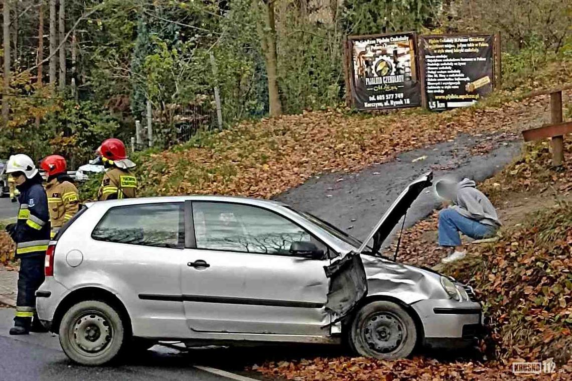 Czarnorzeki. Volkswagenem wjechała w dwa zaparkowane samochody [AKTUALIZACJA]