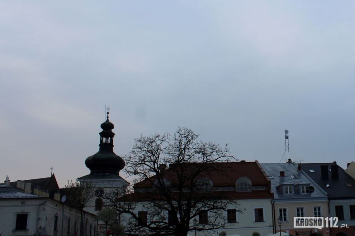 Czym jest "niska emisja" i jaka jest jakość powietrza w Krośnie