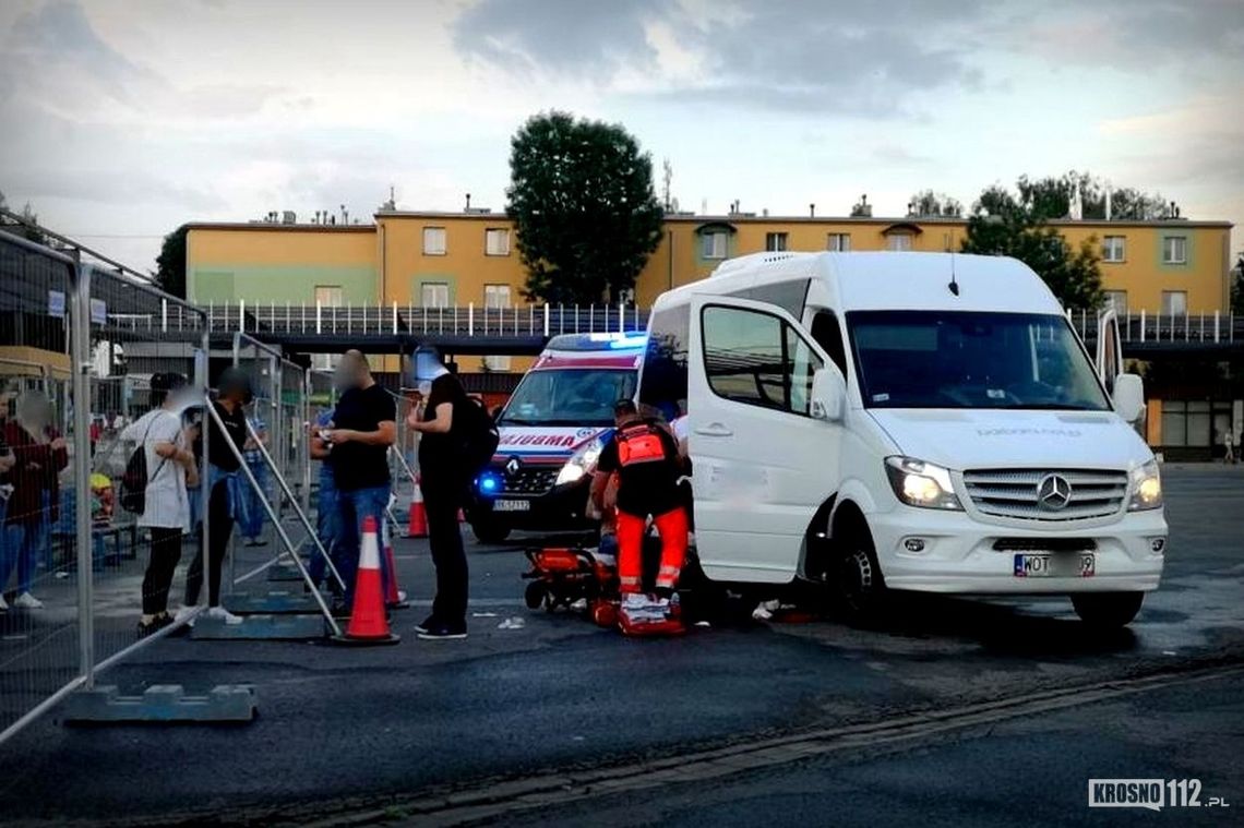 Decyzja sądu w sprawie nożownika z dworca. Podejrzany trafi na obserwację psychiatryczną