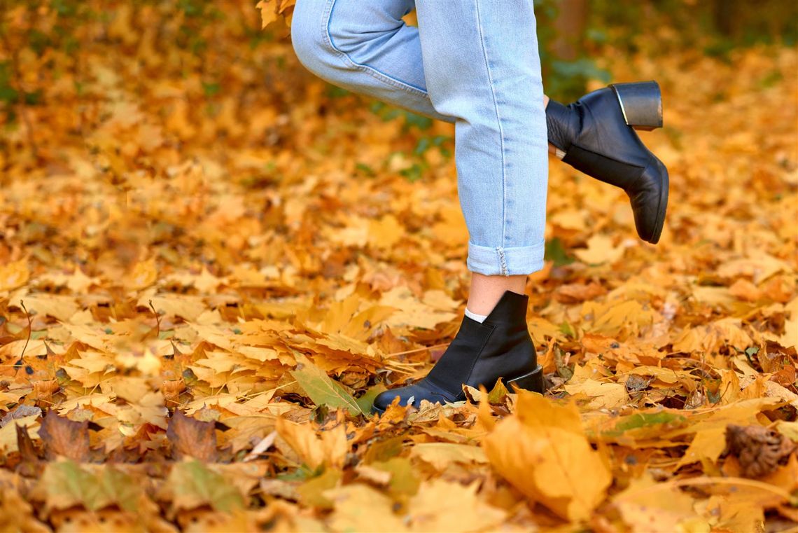 Dlaczego warto wybrać skórzane buty na jesień. Przegląd modnych modeli dla Niej i dla Niego