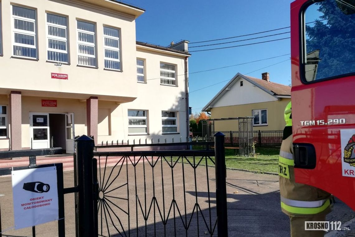 DOBIESZYN: Strażacy interweniowali w Domu Ludowym