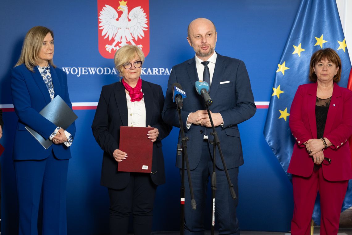 Dodatkowe pieniądze na posiłki oraz wyposażenie bibliotek