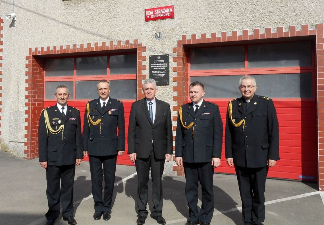 Dostojni goście z wizytą w Ochotniczej Straży Pożarnej w Szczepańcowej
