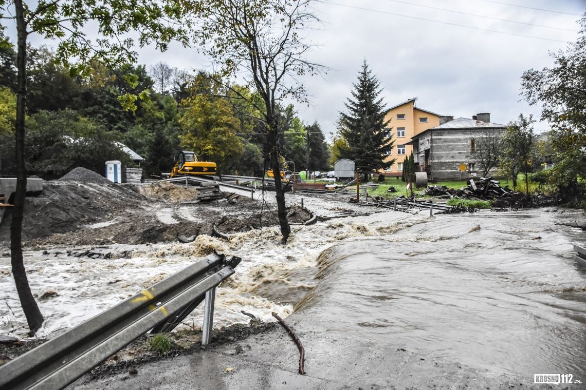 DRAGANOWA: Zniszczona przeprawa przez rzekę - 30 domów bez dojazdu