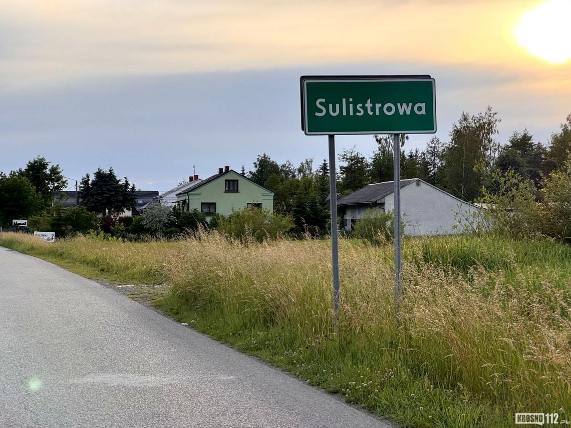 15-latka trafiła do szpitala, trzy osoby zatrzymano. Dramat w jednym z domów w Sulistrowej 15-latka trafiła do szpitala, trzy osoby zatrzymano. Dramat w jednym z domów w Sulistrowej