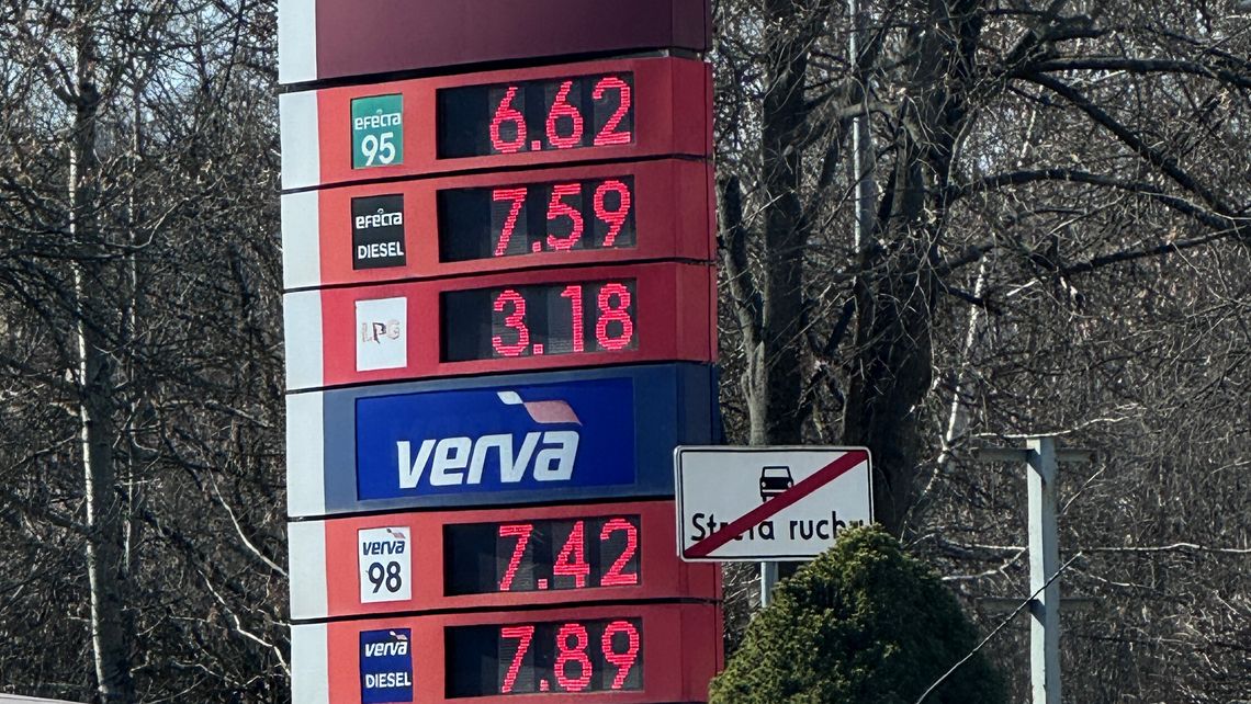 Droższe paliwo może podbić inflację. Akcja promocyjna na stacjach