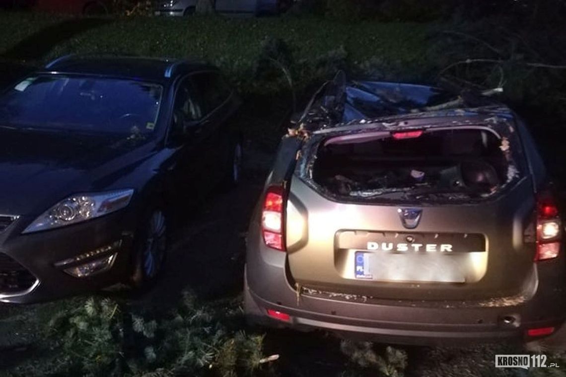 ? Duże zniszczenia po nocnej wichurze. Interweniują strażacy