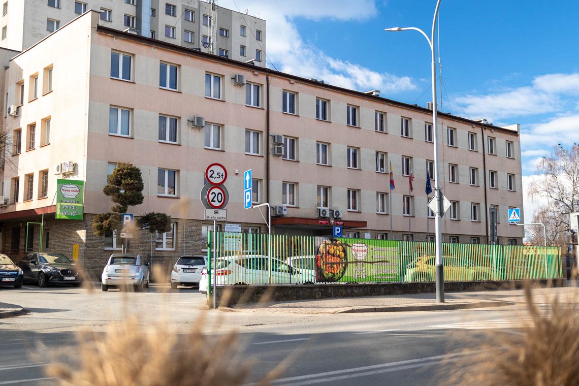 Ewakuacja urzędu przy Lwowskiej. Alarm o podłożeniu bomby [ALARM FAŁSZYWY]