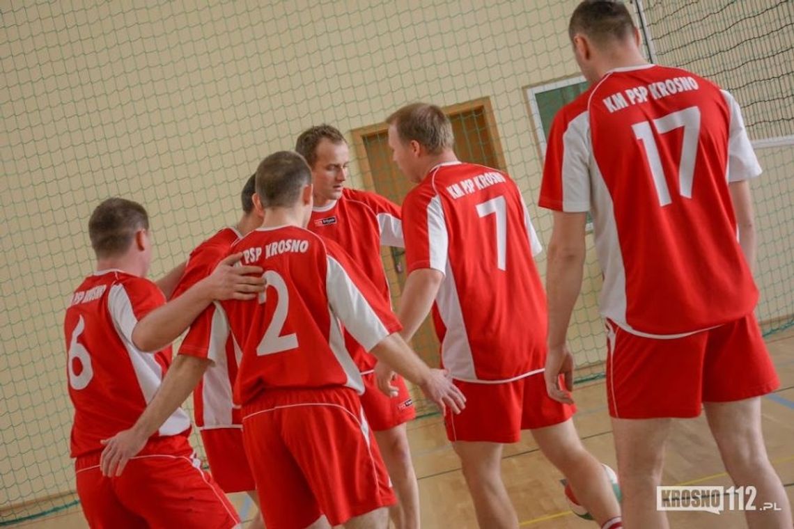 GŁOWIENKA: Powiatowy Turniej Piłki Siatkowej Jednostek OSP