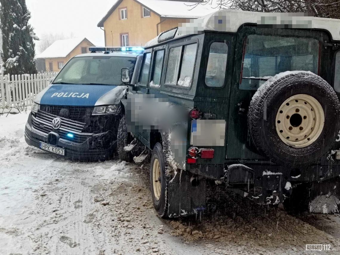 Głowienka. Wjechał w radiowóz policji