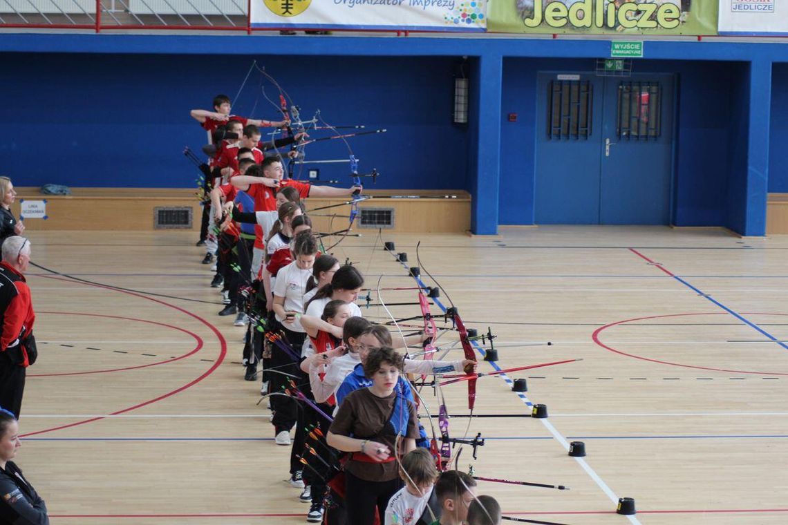 Halowe Mistrzostwa Województwa Podkarpackiego w Łucznictwie ponownie w Jedliczu Halowe Mistrzostwa Województwa Podkarpackiego w Łucznictwie ponownie w Jedliczu
