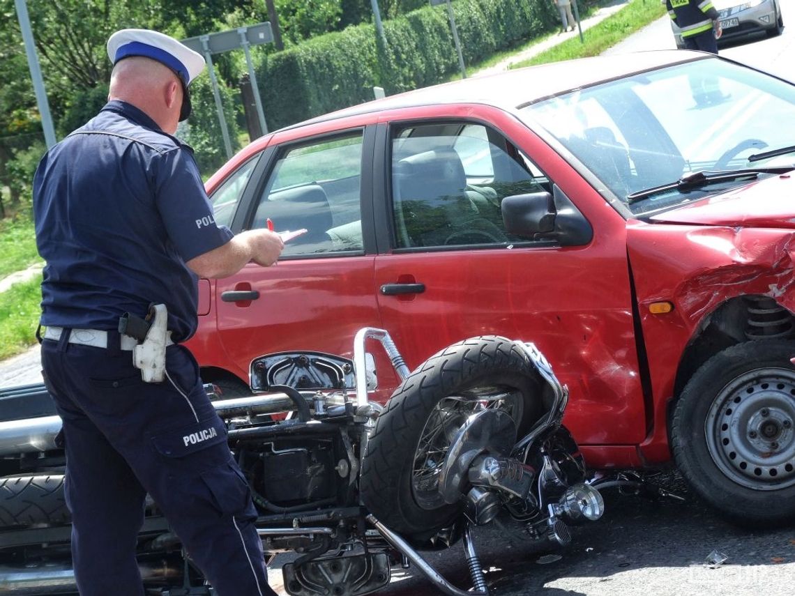 Iwonicz: Zderzenie motocykla z osobówką na DK28