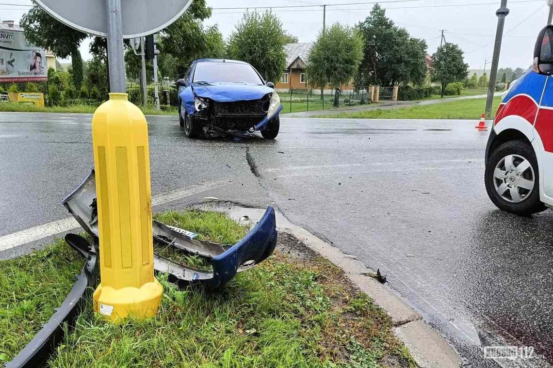 Iwonicz. Zderzenie samochodów na "krzyżówkach" [AKTUALIZACJA: Winny 18-latek]