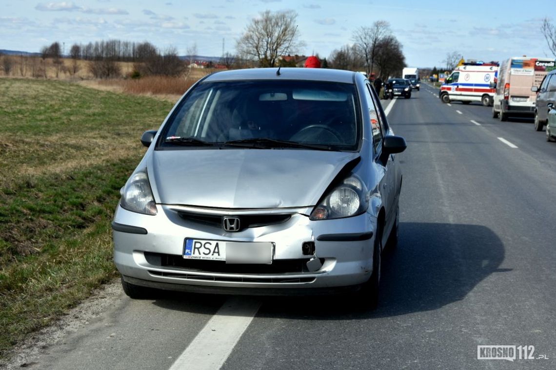 Iwonicz: Zderzenie trzech samochodów na DK28