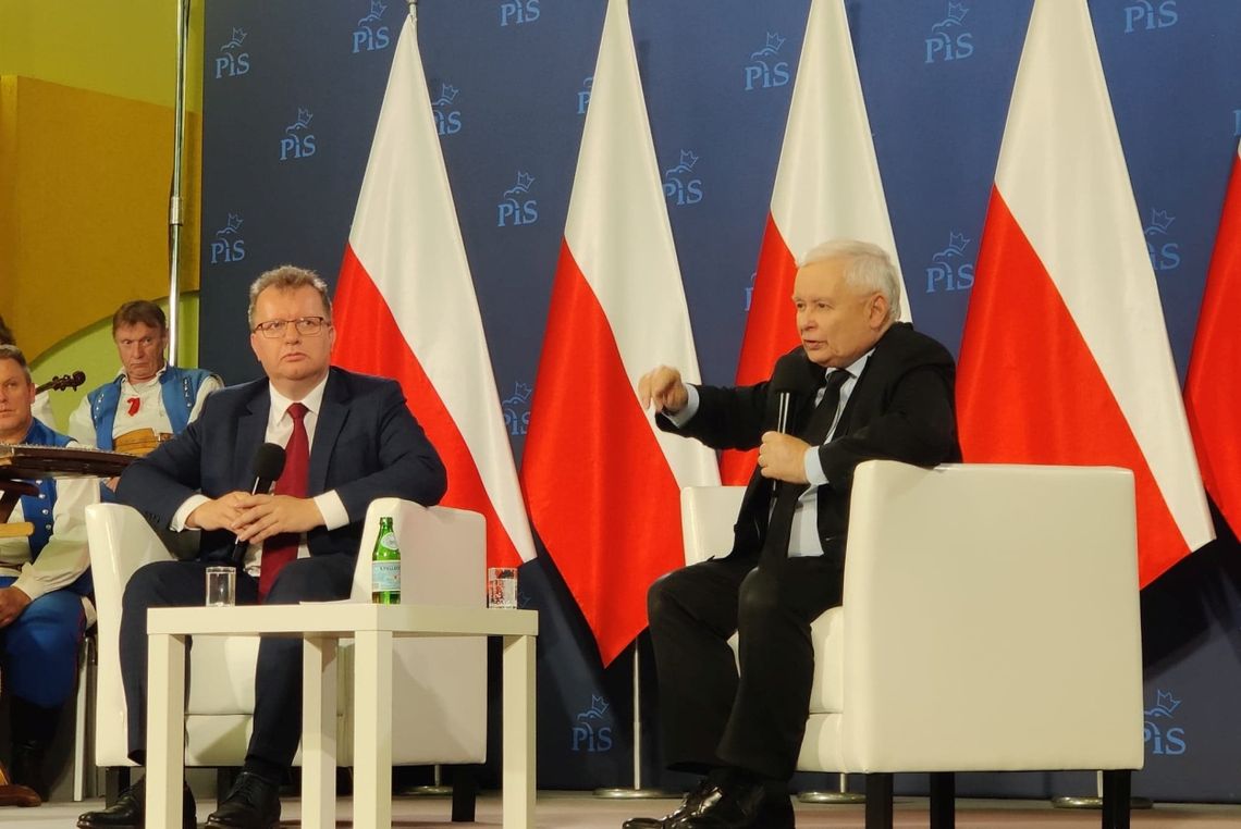 Jarosław Kaczyński z wizytą na Podkarpaciu. Spotkał się z mieszkańcami w Jedliczu