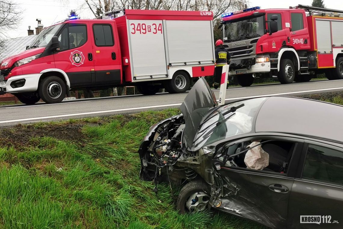 ? Jaszczew-DK28. Toyotą wjechał w bok ciężarówki
